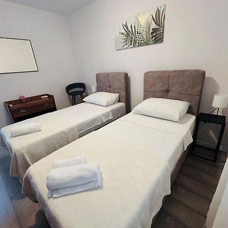 Apex Luxury Apartman Traù Esterno foto