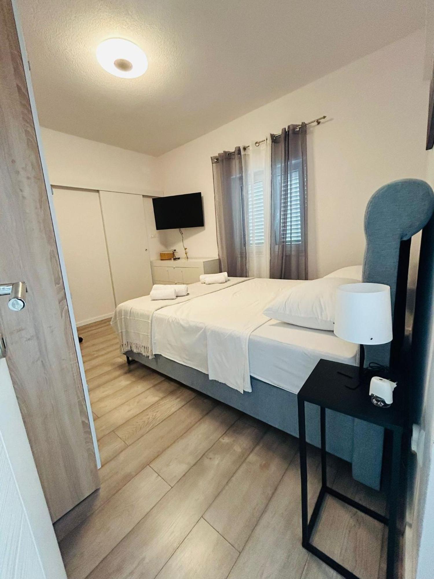 Apex Luxury Apartman Traù Esterno foto